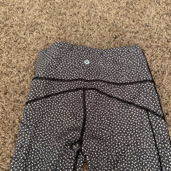 Lululemon Hit It 7/8 Tight (25") - Picture 6 of 8